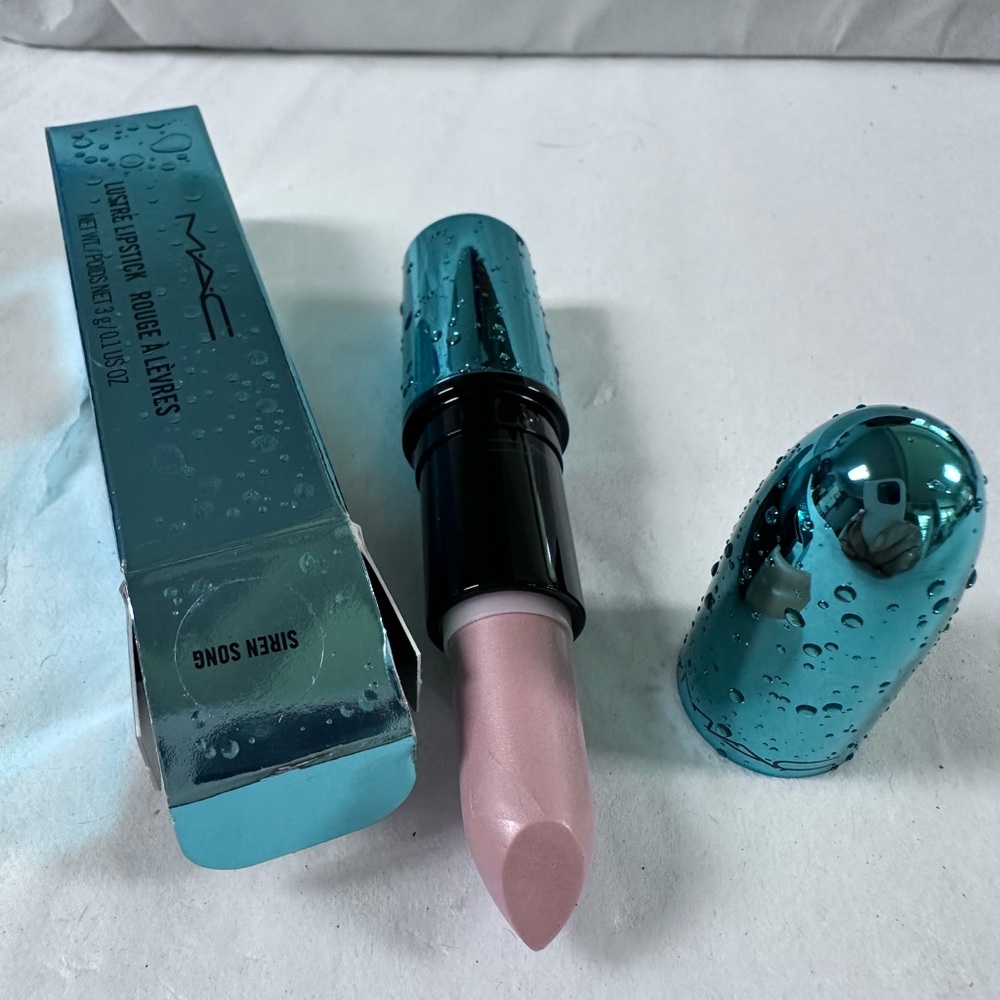 MAC SIRENS SONG Cosmetics Lipstick in Soft Pink- super rare, ALLURING AQUATICS